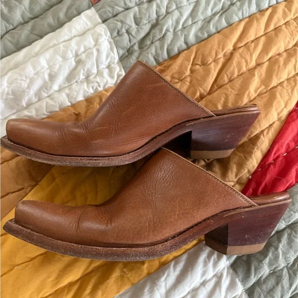 Cobra Rock Leather Mules for Women - Picture 2 of 10